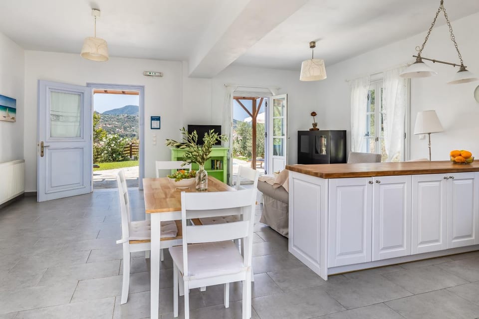 Villa Rodia with swimming pool on Skopelos Island Villa in Skopelos