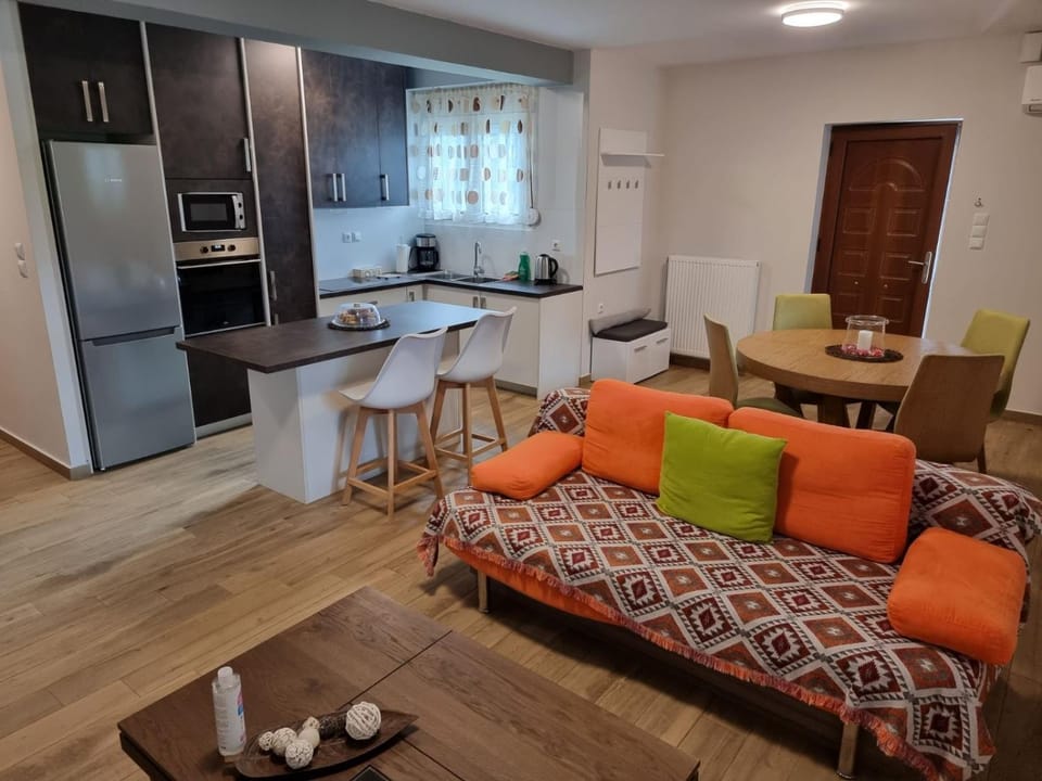 CASA DI NIMA Apartment in Peloponnese, Western Greece and the Ionian