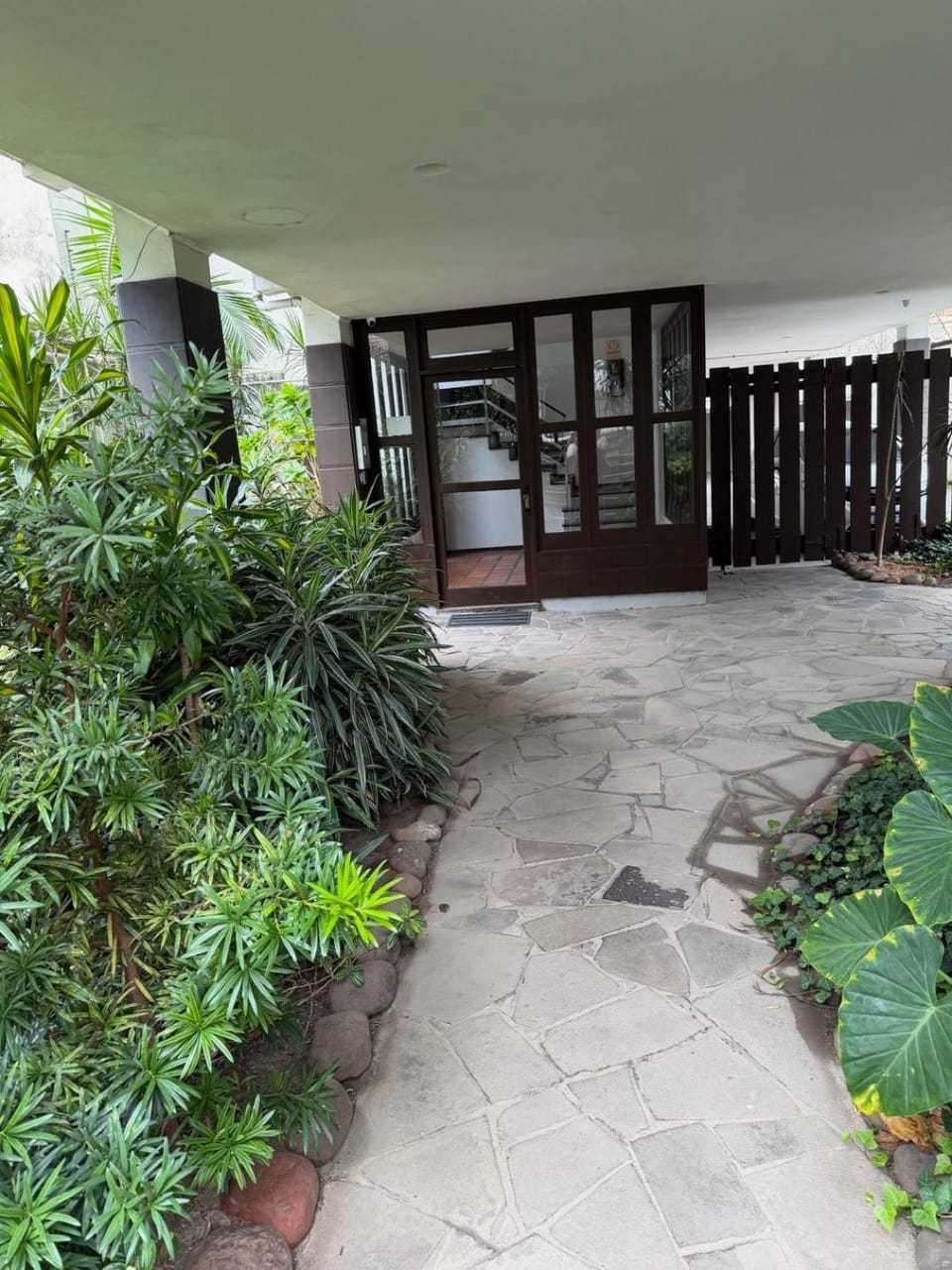 Facade/entrance
