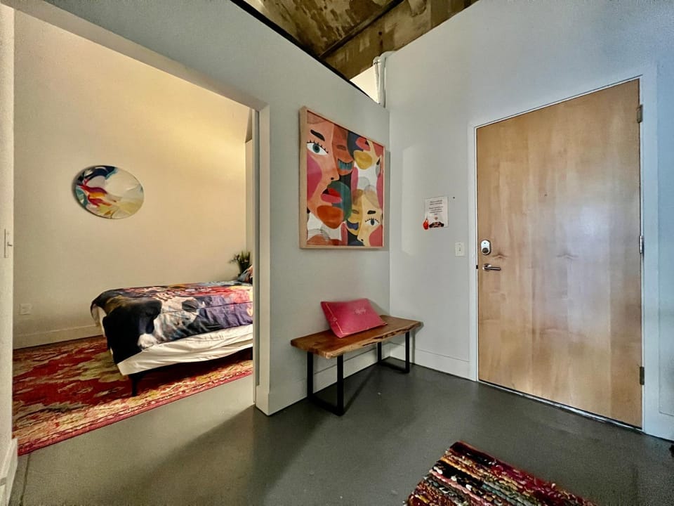 Swanky Loft Near Kings Island, Brewery, Bike Trail Apartment in Ohio