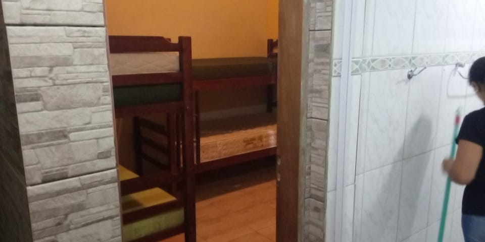 Casa para temporada em Caraguatatuba ( Praia Martim de Sá ) House in Caraguatatuba