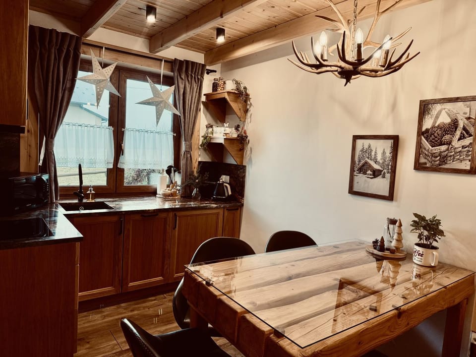 Osada Snozka - domki w górach z balią i kominkiem Chalet in Lesser Poland Voivodeship
