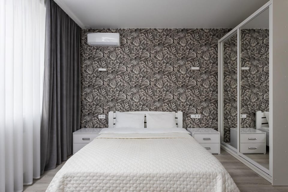 Bed, Photo of the whole room, Bedroom, towels, air conditioner