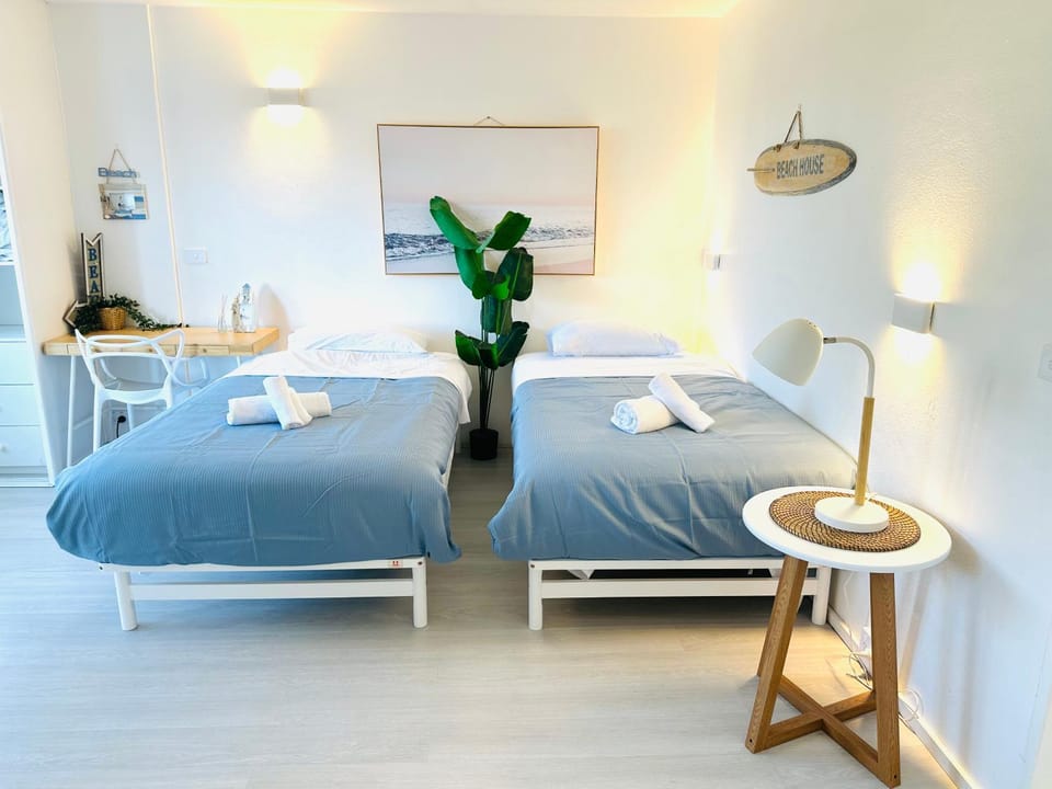 HolidayRento Bondi Rooftop Pool & Air Con Studio Apartment in Sydney