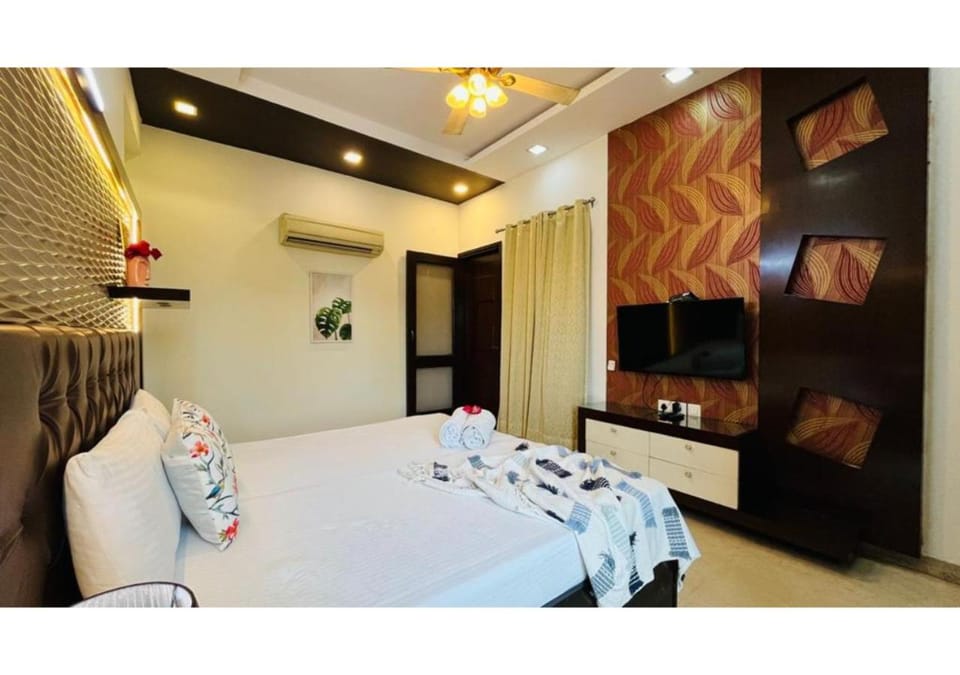 TV and multimedia, Bedroom