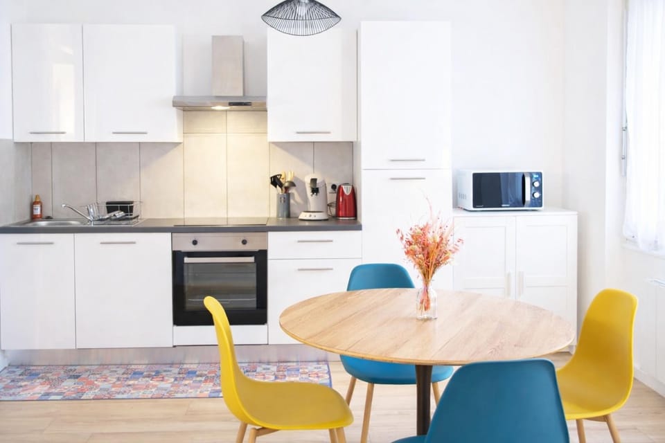 dishwasher, oven, kitchen