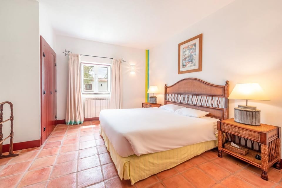 Stunning mansion in São Cristóvão Villa in Setubal District