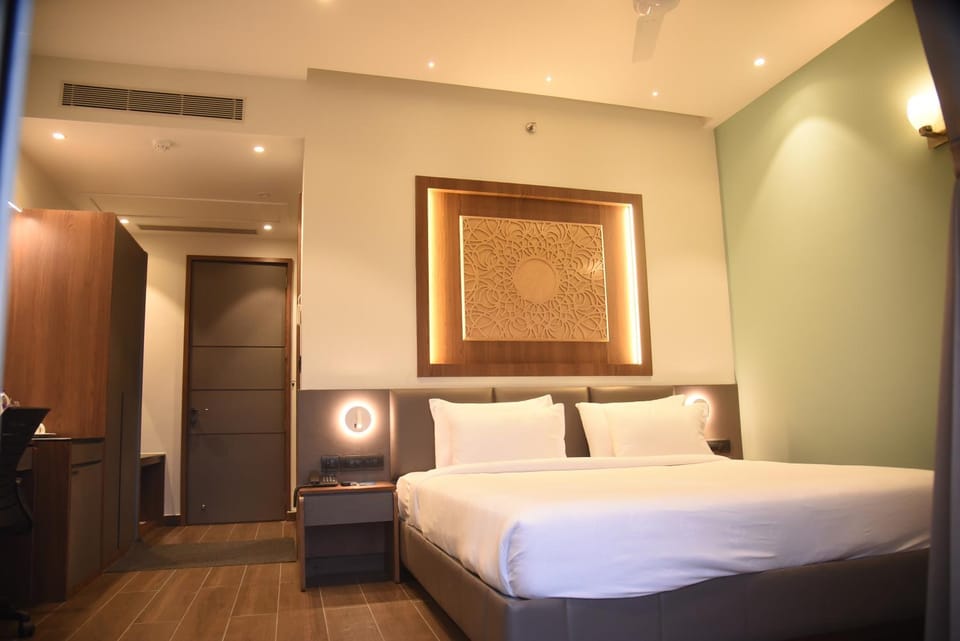 Bed, Photo of the whole room, Bedroom