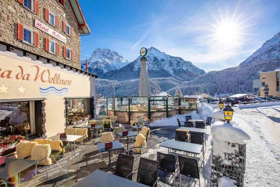 Property building, Restaurant/places to eat