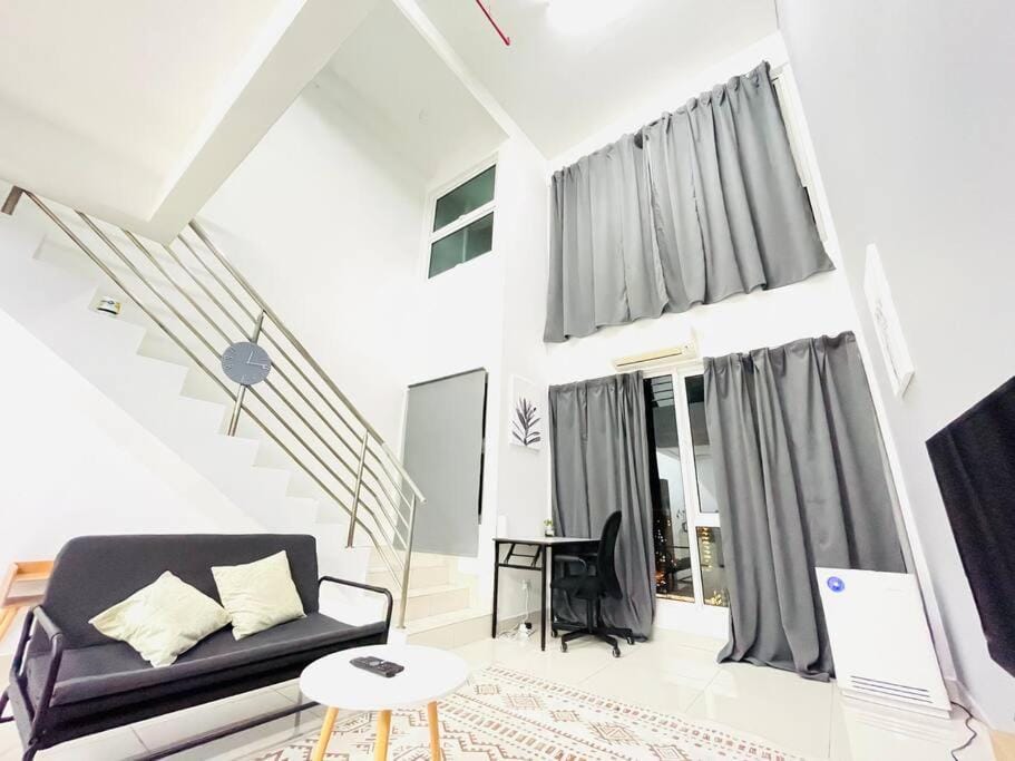 Minimalist Loft5 DeCentrum WifiNetflix Apartment in Negeri Sembilan, Malaysia