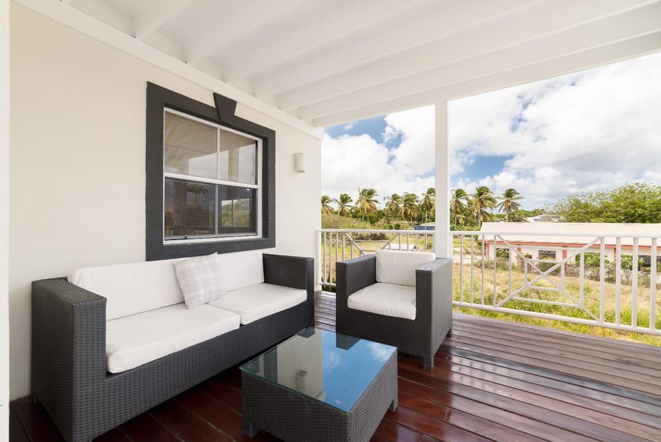 Lantana 42 Apartment in Saint James