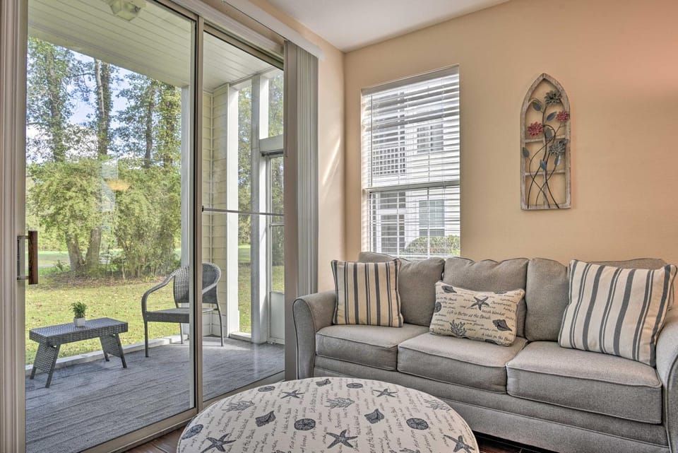 First-Floor Myrtle Beach Condo w/ Pool Access! House in Carolina Forest