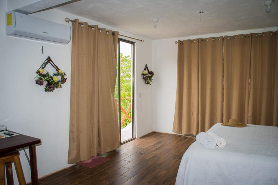 7 San Fernando, Bacalar Villa Jimmy Bed and Breakfast in State of Quintana Roo