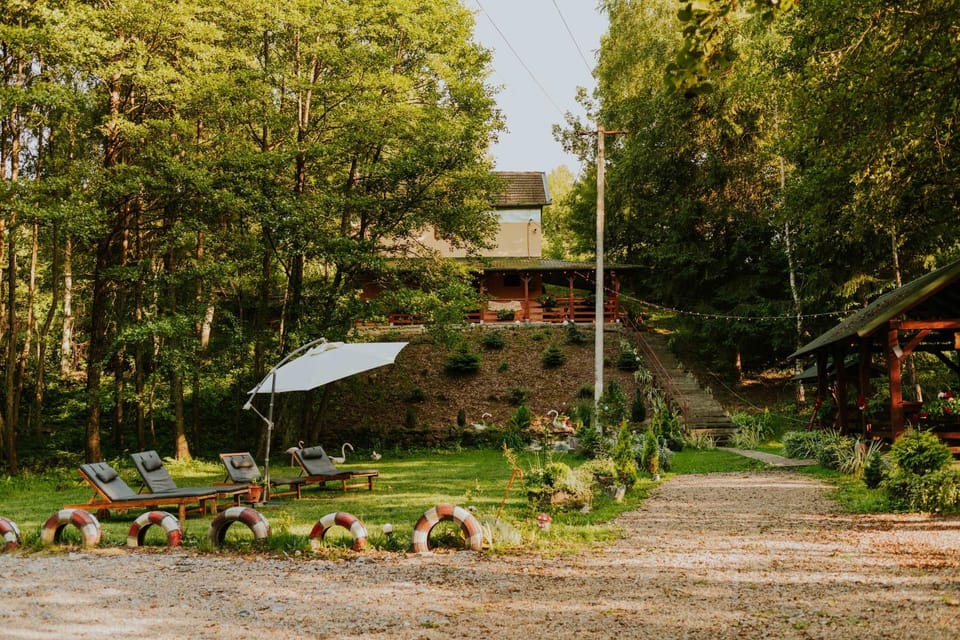 Cabana Huta Sinteu Campground/ 
RV Resort in Romania