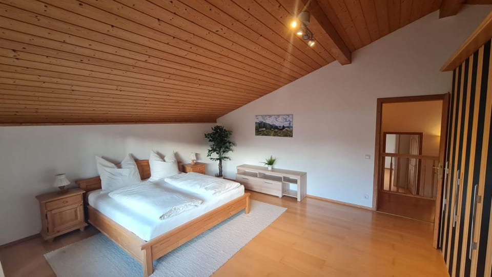 Schönes Ferienhaus am Herrenberg House in Prien am Chiemsee