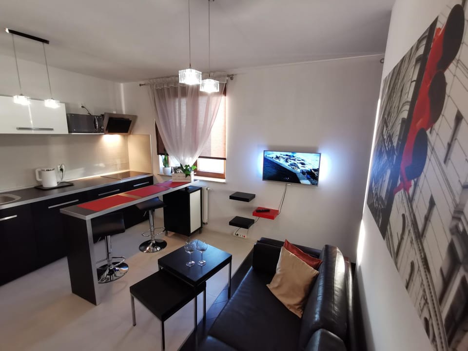Kitchen or kitchenette, Living room, Seating area