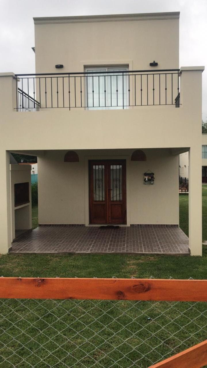 Complejo Los Plumerillos House in Chascomús