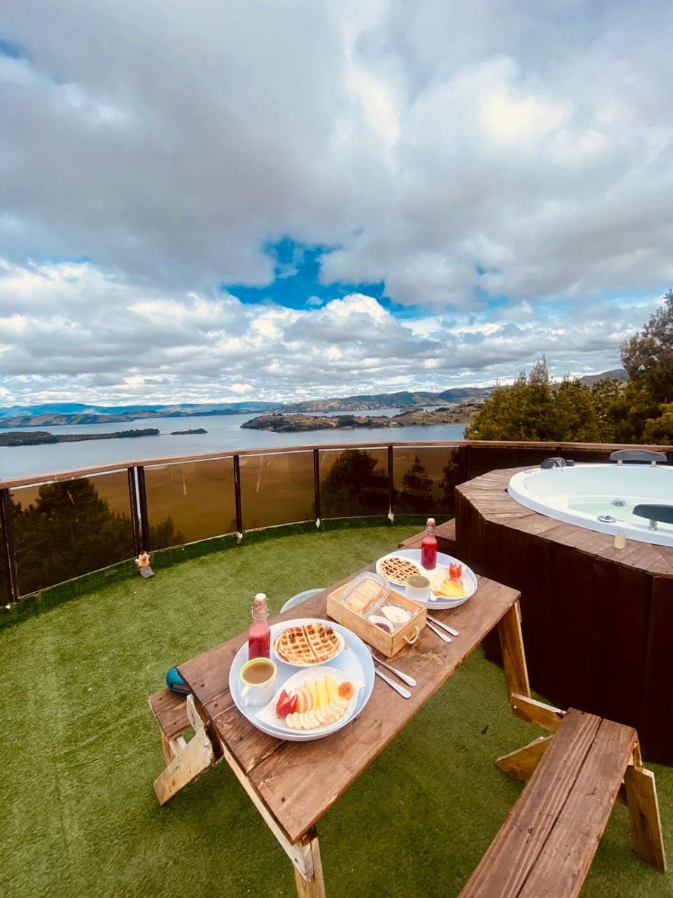 Constelación Glamping Campground/ 
RV Resort in Boyaca