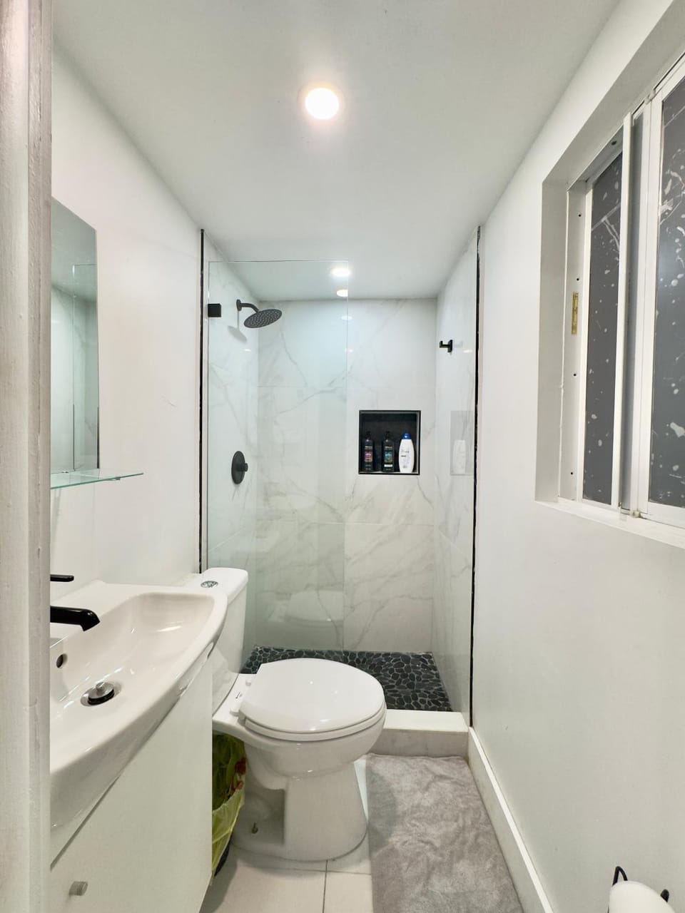 Shower, Toilet, Bathroom