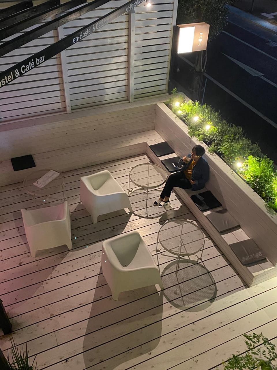 Property building, Restaurant/places to eat