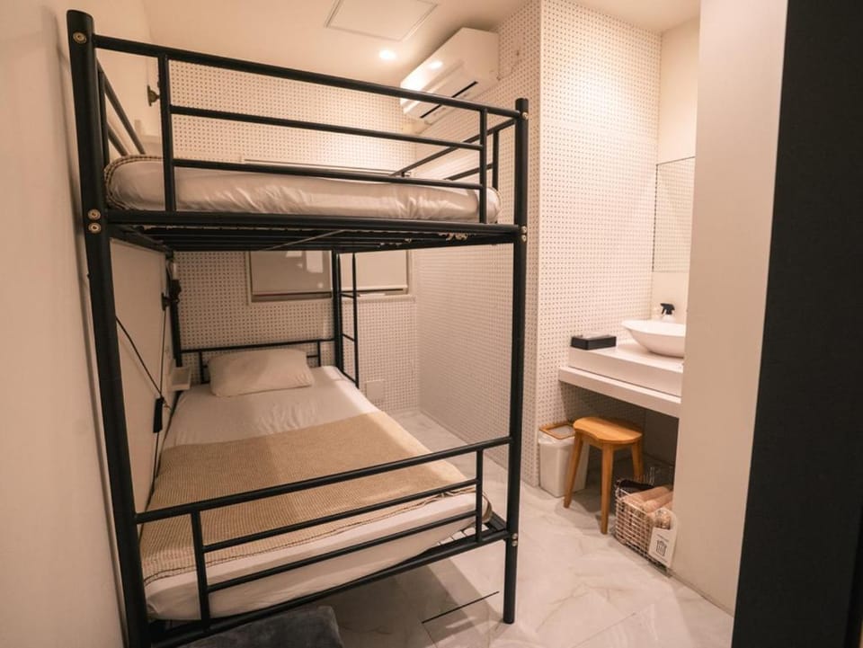Bed, Bedroom, bunk bed