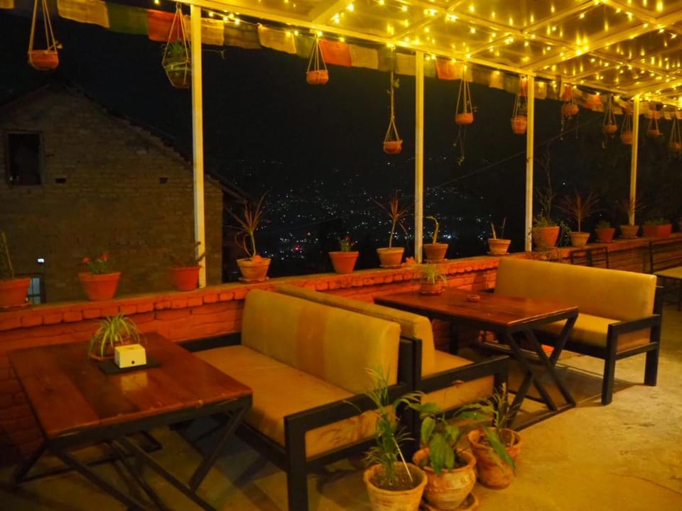 Patio, Restaurant/places to eat