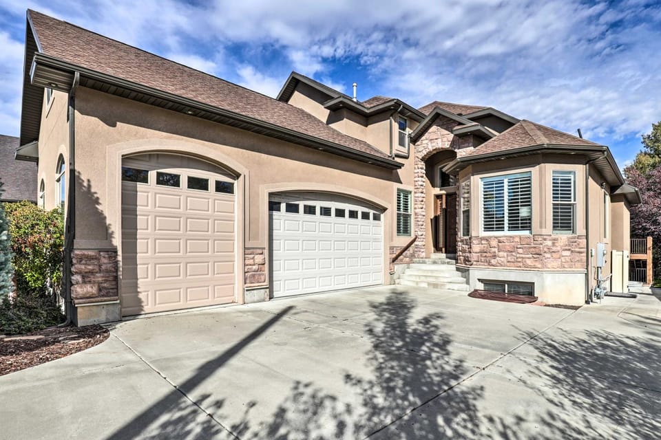Cottonwood Heights House w/ Deck & Gas Grill! House in Cottonwood Heights