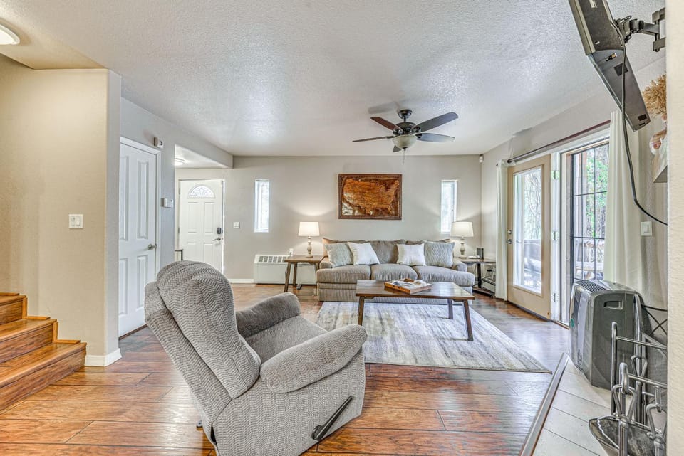 5 Mi to Ruidoso Downs: 'The Sterling Spur' Rental! House in Ruidoso