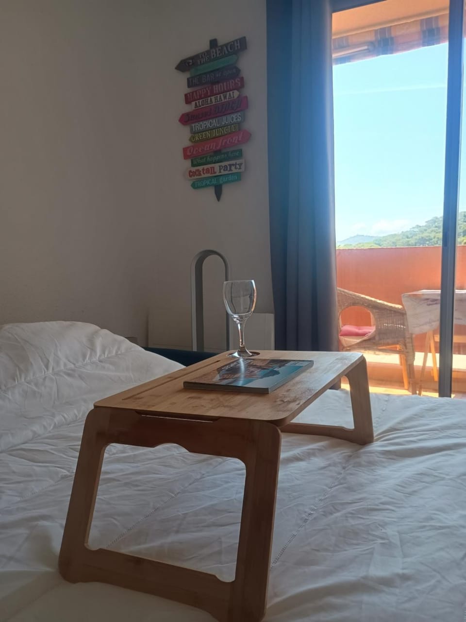 Peaceful Seaview Apartment with Beach & Pool Access, Air Conditioning Apartment in Bormes-les-Mimosas