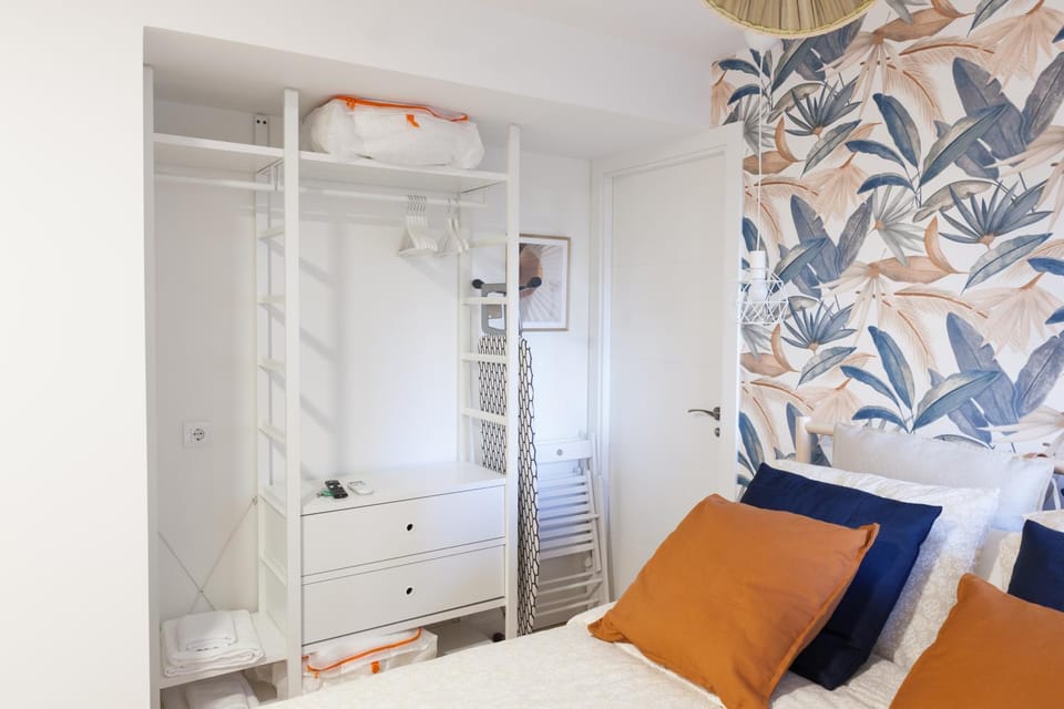 Bed, wardrobe