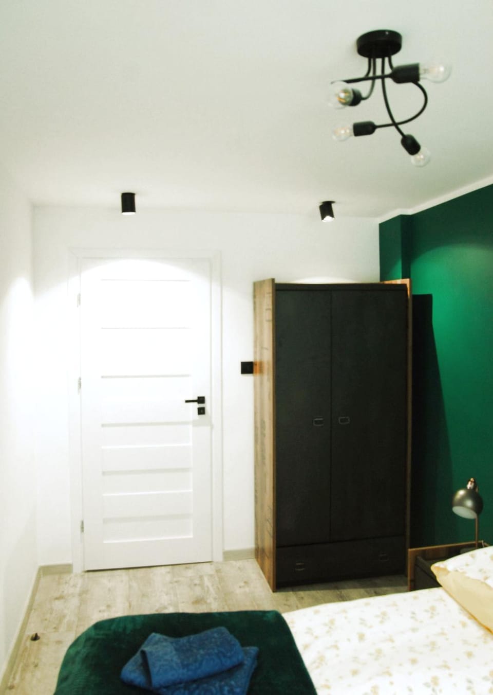 Bed, Bedroom, wardrobe