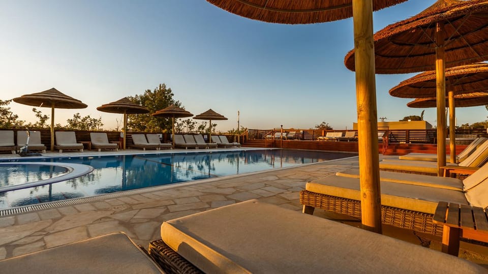 Pool view, Swimming pool