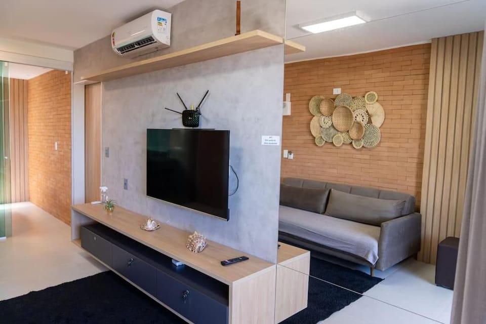 Communal lounge/ TV room, TV and multimedia, Living room
