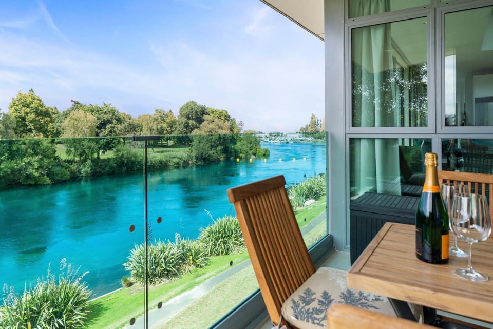 River view, River view