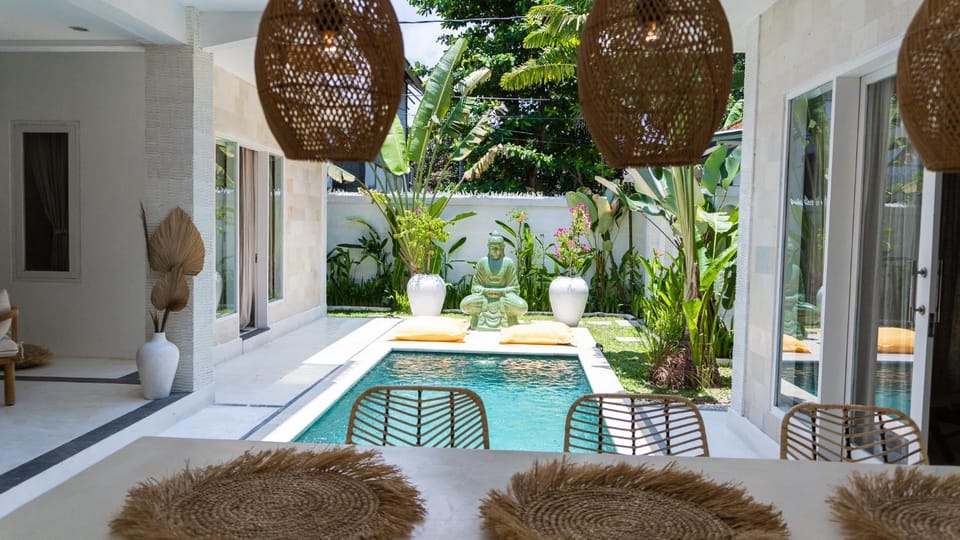 Pool view, Swimming pool, Swimming pool