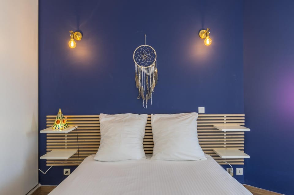 Bed, Bedroom