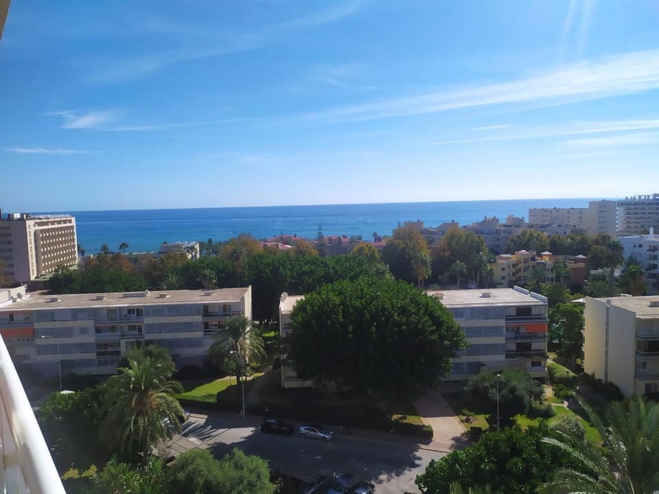 Neighbourhood, Sea view