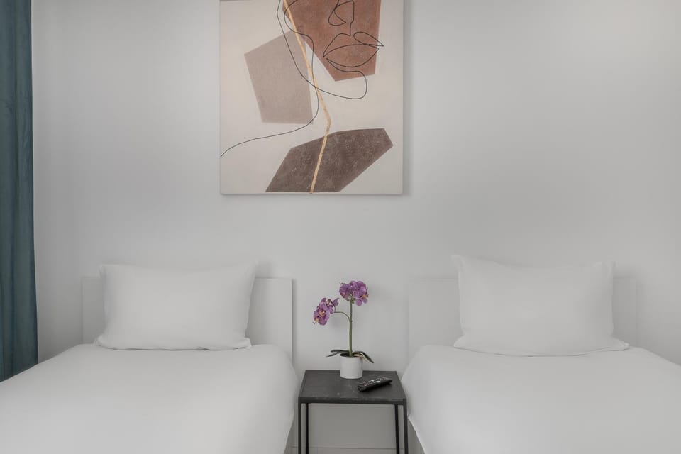 Bed, Decorative detail, Bedroom