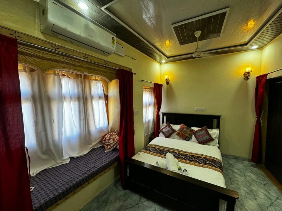 Hotel Neem Haveli Hotel in Rajasthan