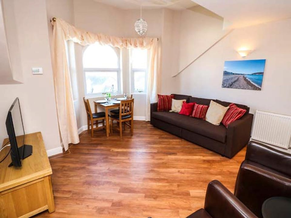 Royal Manor Park Apartment in Llandudno
