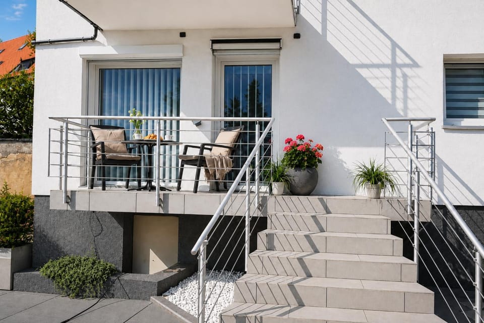 Balcony/Terrace, Seating area, Evening entertainment, Entertainment, Family