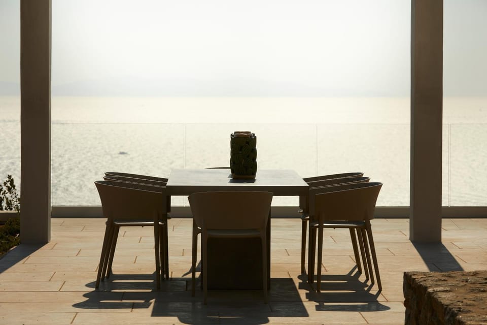 Patio, Dining area, Sea view