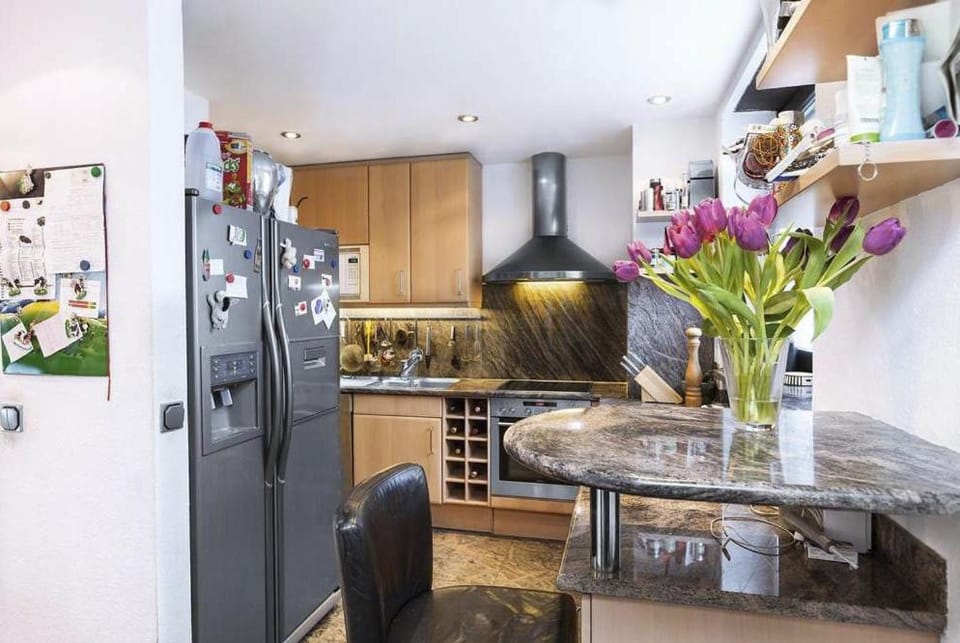 Bezaubernder Bungalow im Fünfseenland nähe S-Bahn Apartment in Munich