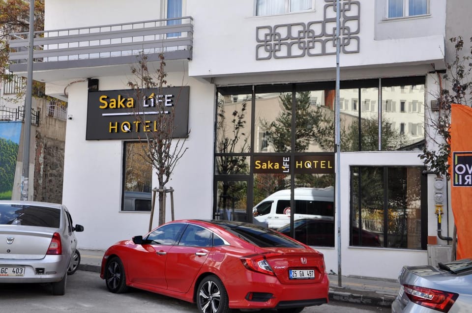 Facade/entrance, Property logo or sign