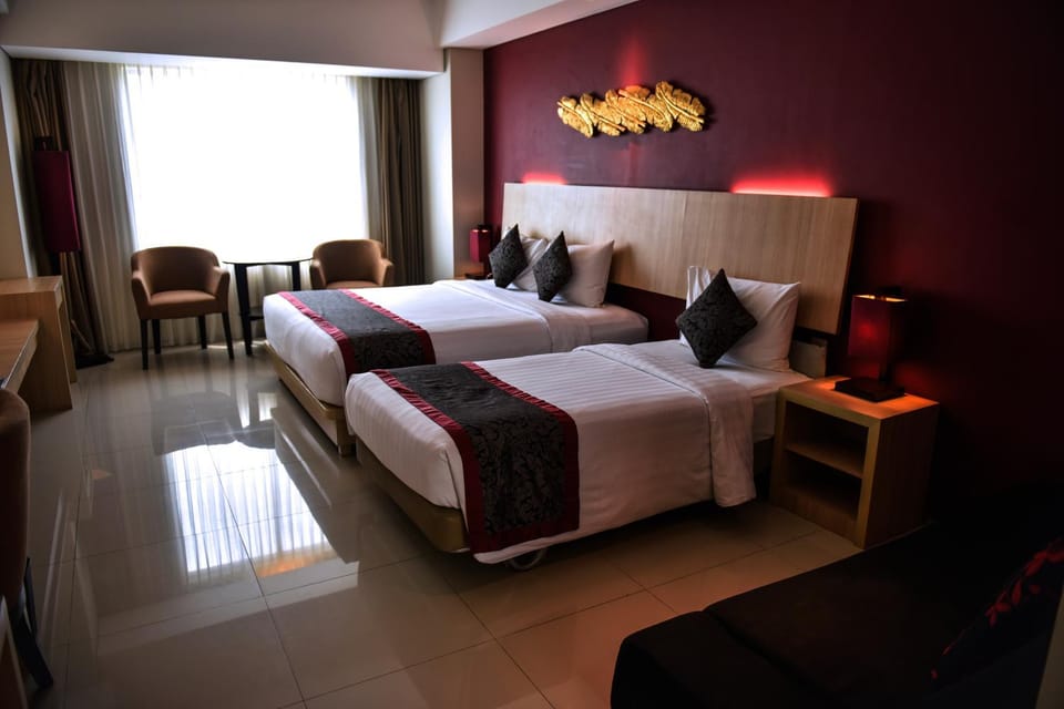 Bed, Seating area, Bedroom, locker, air conditioner