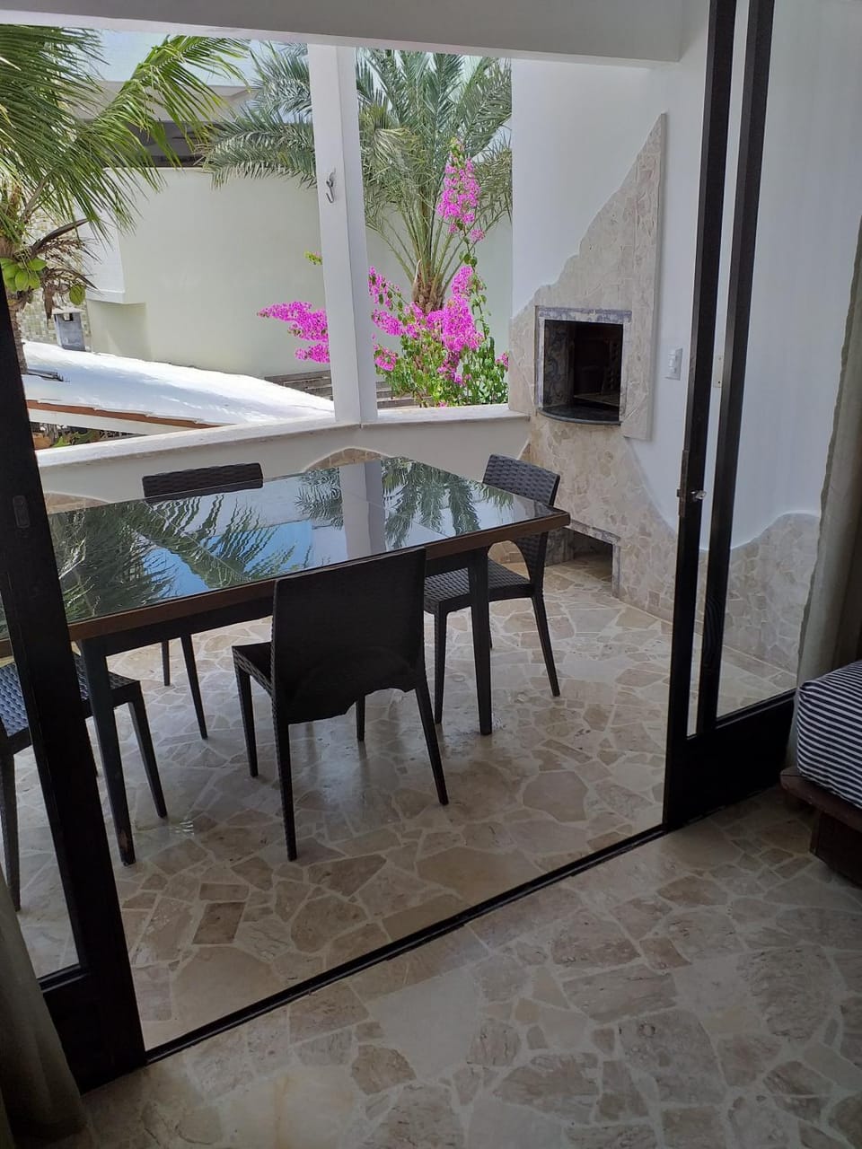 Patio, BBQ facilities