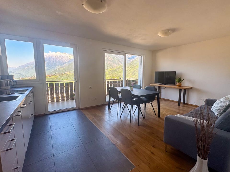 Living room, kitchen