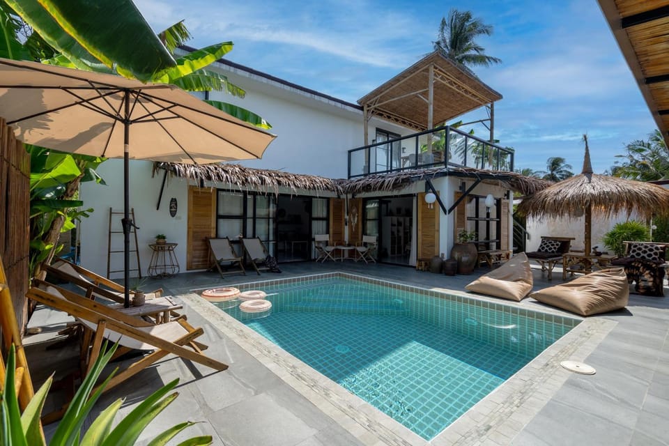 Manao Pool Villa 3 - 5 Mins Walk To The Beach Villa in Sala Dan