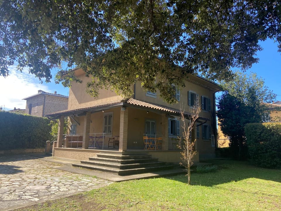Property building, Garden, Garden