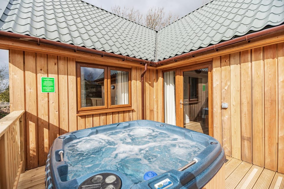 Hot Tub, Balcony/Terrace